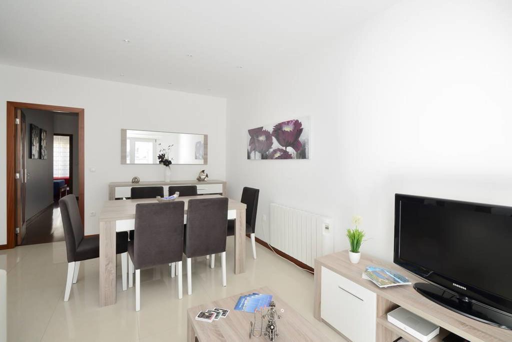 Apartamento Carvalhido ポボア・デ・バルジン エクステリア 写真