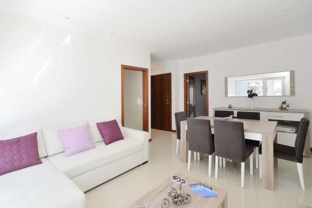 Apartamento Carvalhido ポボア・デ・バルジン エクステリア 写真