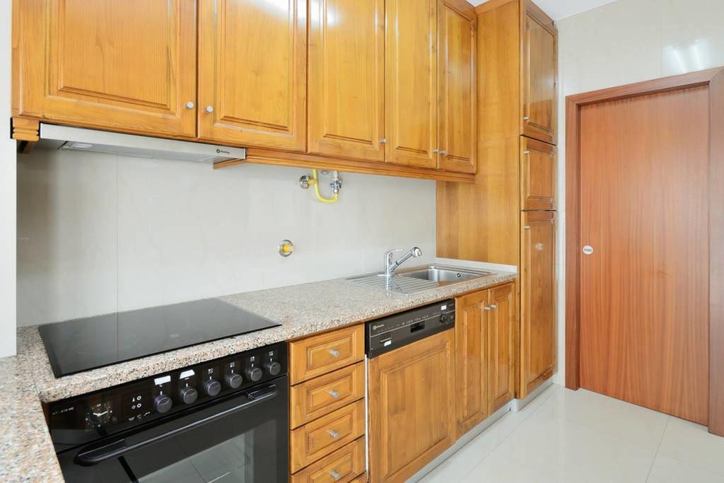 Apartamento Carvalhido ポボア・デ・バルジン エクステリア 写真