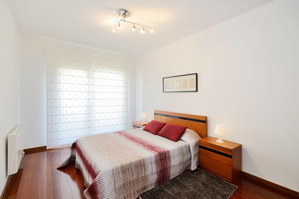 Apartamento Carvalhido ポボア・デ・バルジン エクステリア 写真